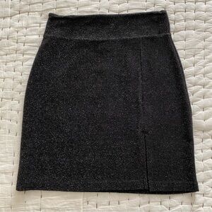MODA INTERNATIONAL Black Metallic Stretch Mini Skirt Size S